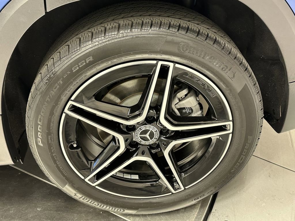 Certified 2025 Mercedes-Benz GLB 250 image 22