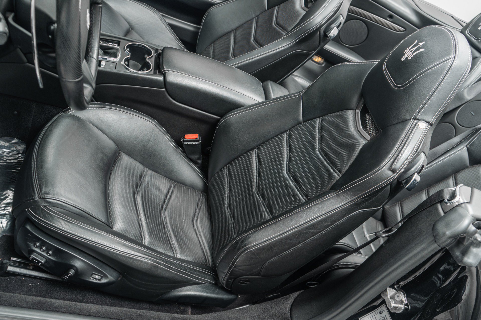 Used 2014 Maserati GranTurismo Convertible RWD image 24