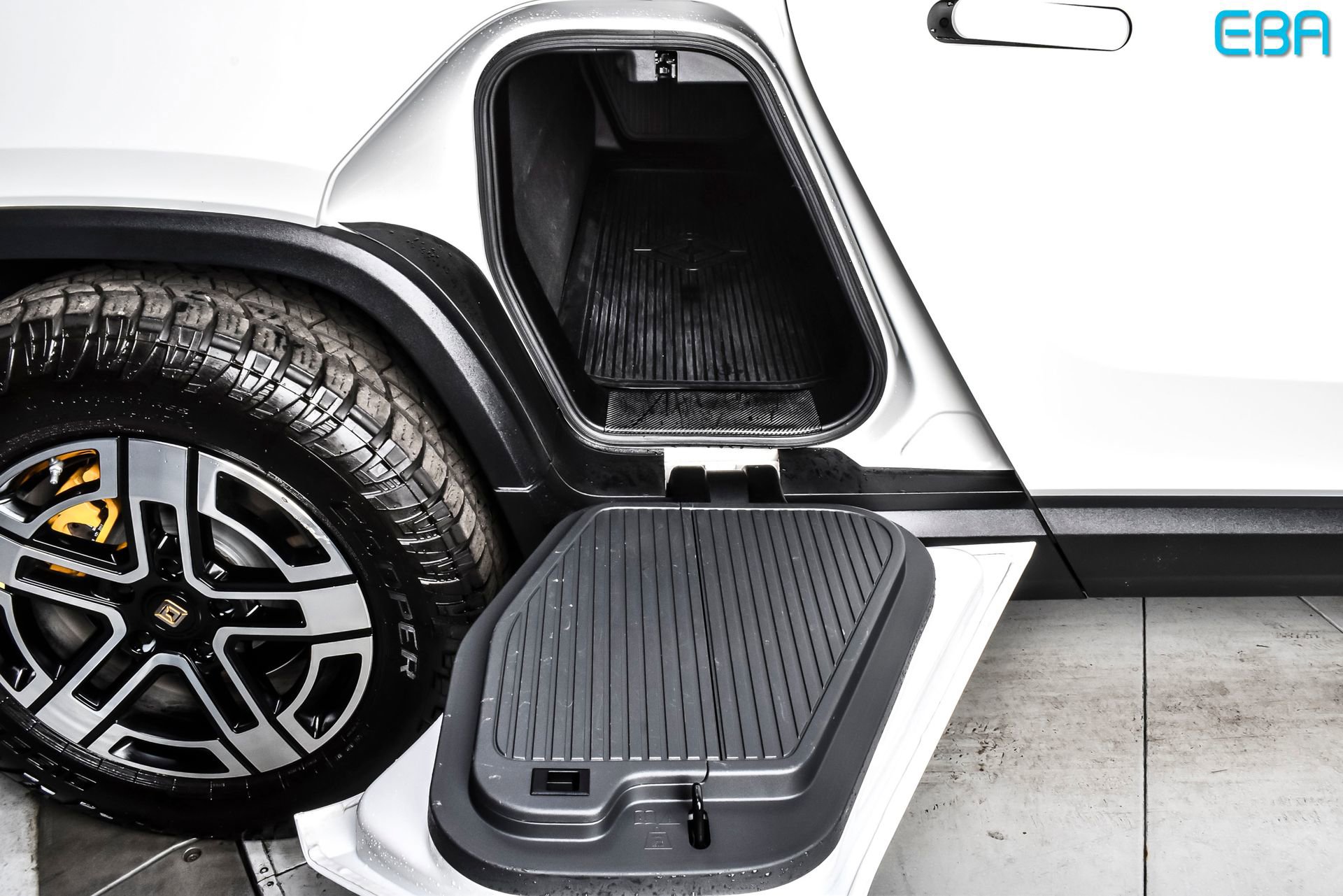 Used 2022 Rivian R1T Adventure AWD/4WD image 20