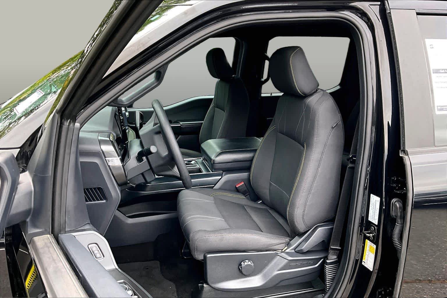 Used 2024 Ford F150 STX AWD/4WD image 9