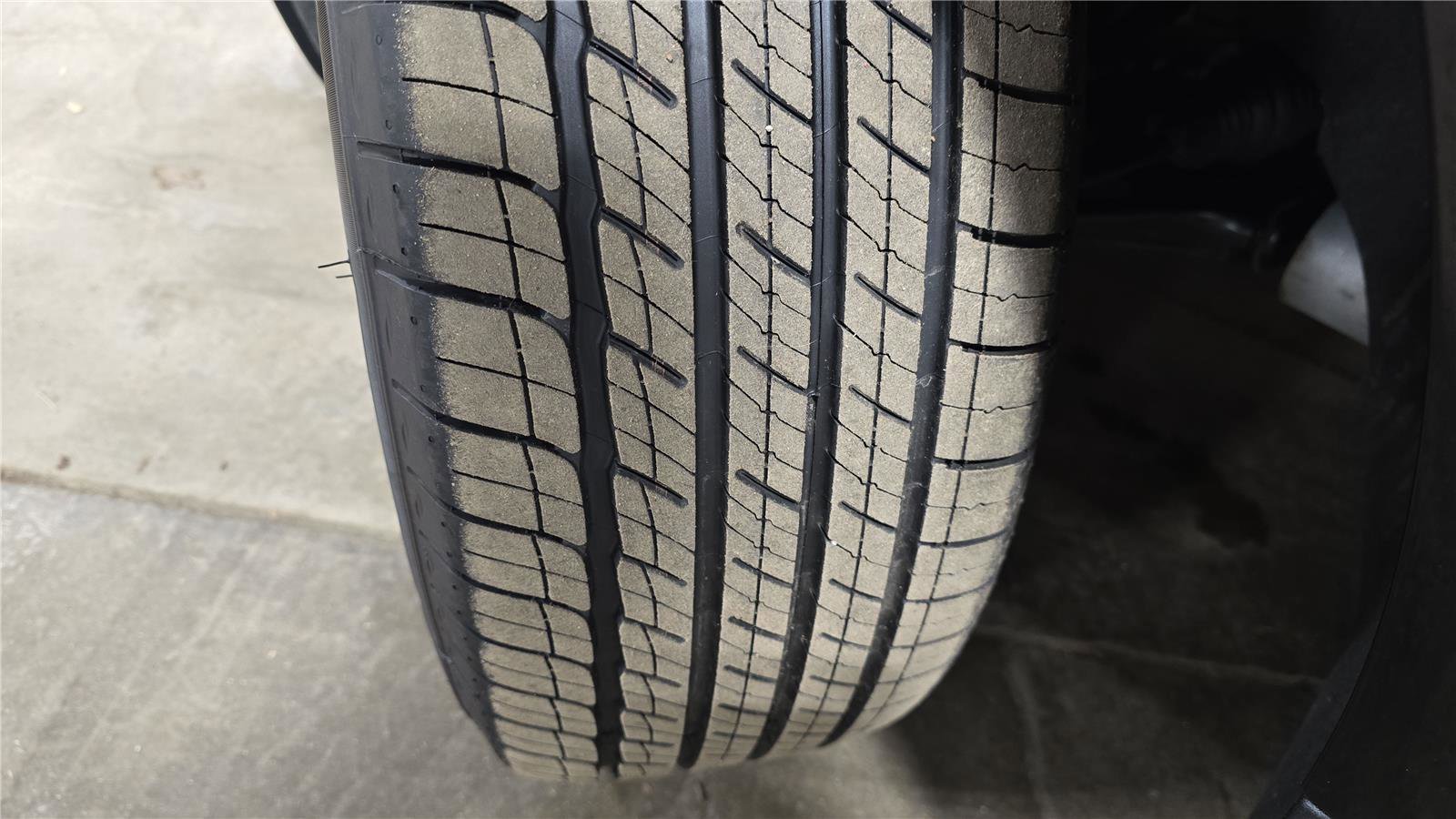 Used 2025 Cadillac XT5 Luxury w/ LPO, Floor Liner Package image 29