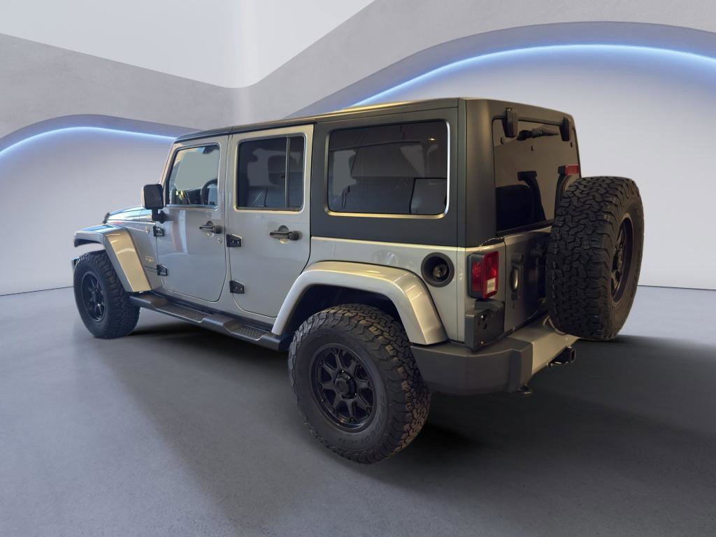 Used 2013 Jeep Wrangler Unlimited Sahara w/ Connectivity Group image 4