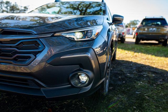 Certified 2025 Subaru Crosstrek 2.5i Limited w/ Popular Package #3A image 3