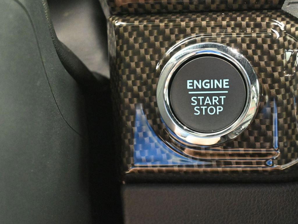 New 2025 Ford F150 Lariat w/ Equipment Group 502A High image 19