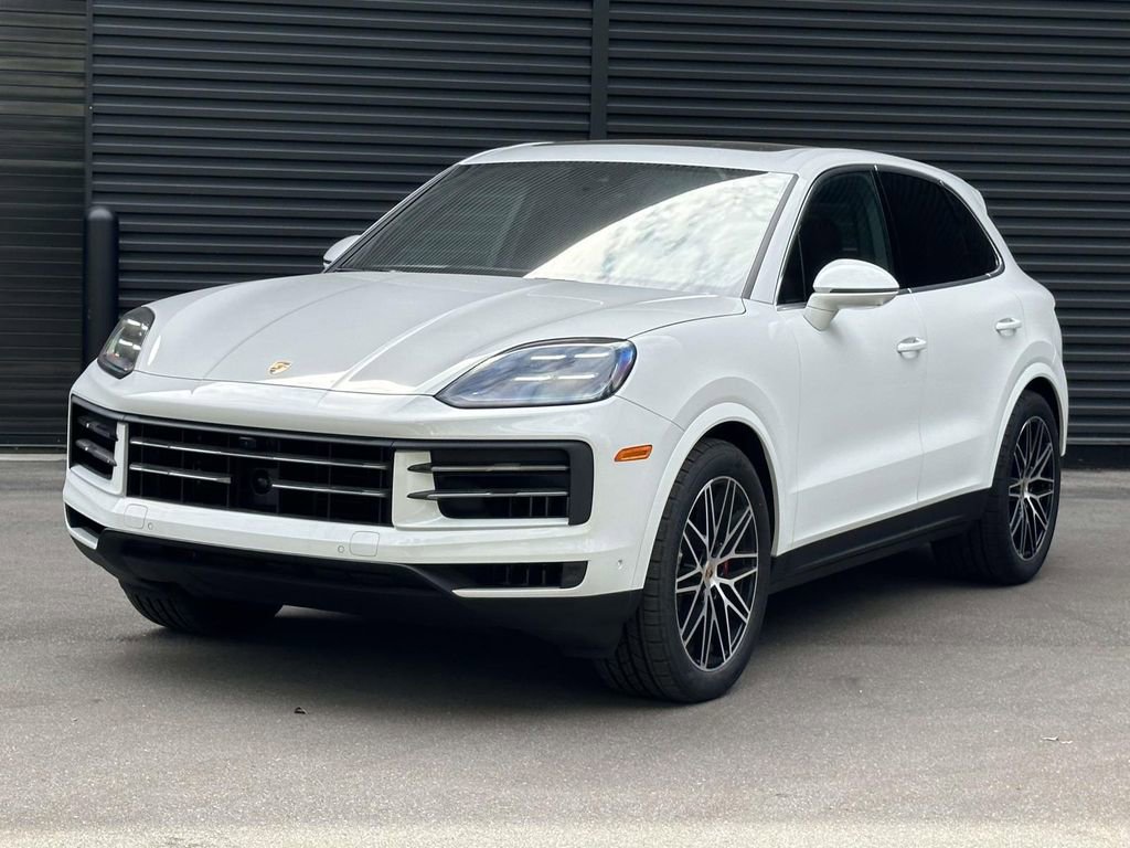 New 2025 Porsche Cayenne S image 1