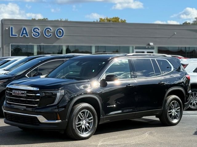 Used 2025 GMC Acadia Elevation