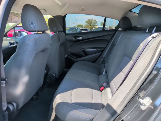 Used 2017 Chevrolet Cruze LS FWD image 14