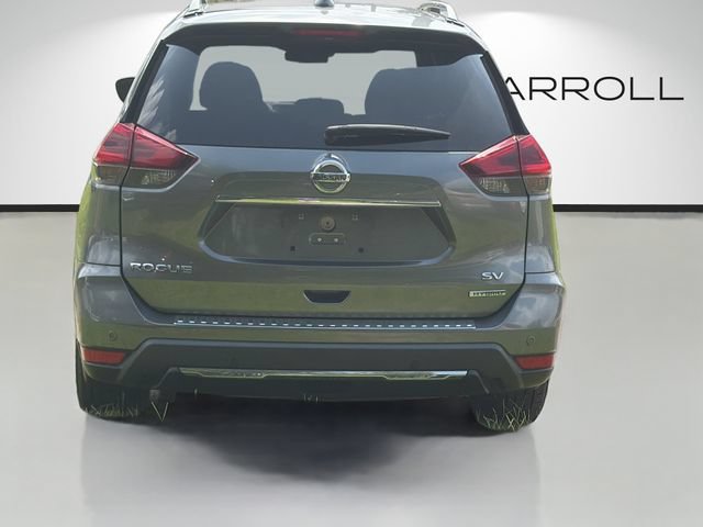Used 2019 Nissan Rogue SV w/ Premium Package FWD image 4