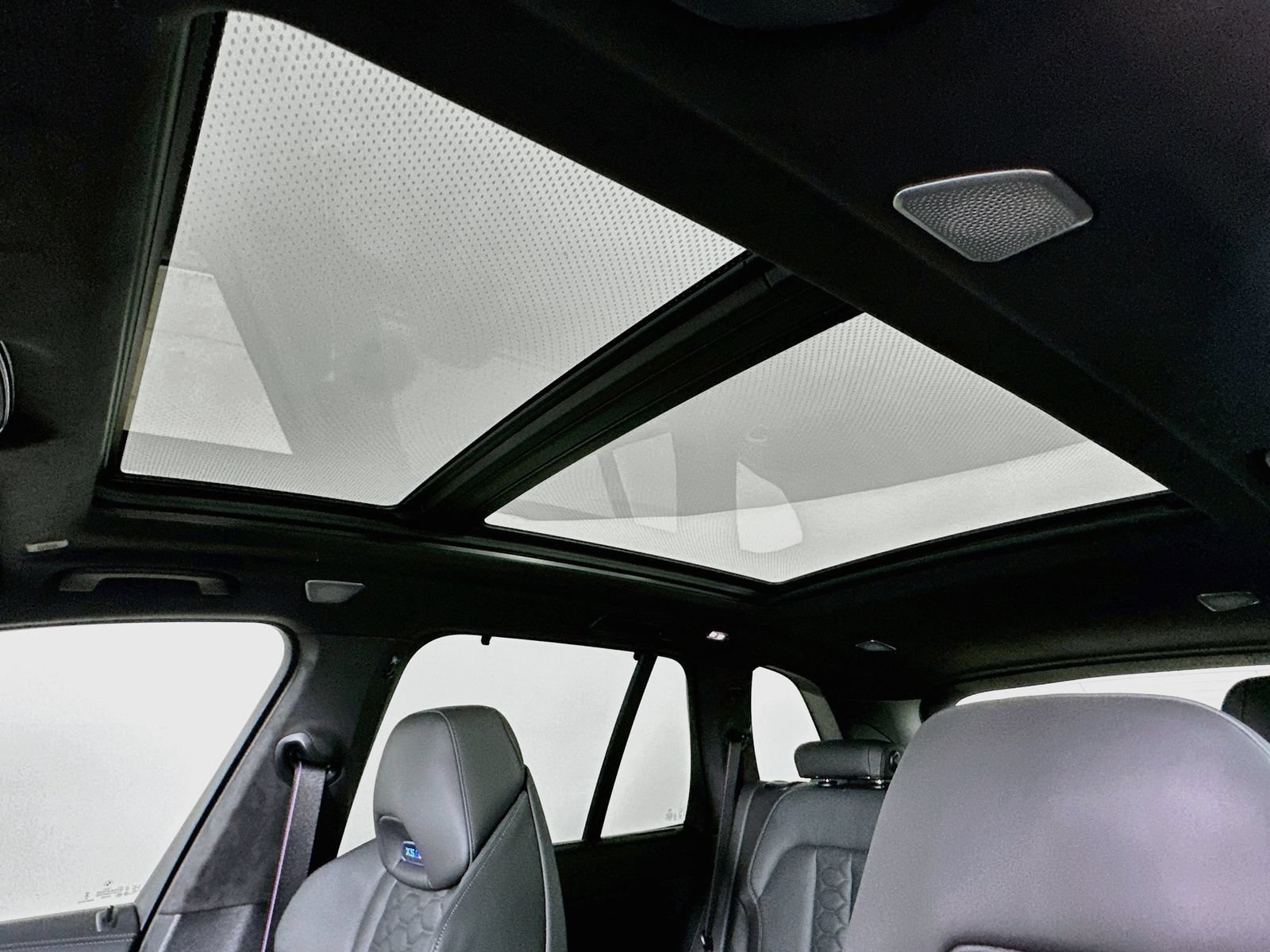 New 2026 BMW X5 M Competition w/ Executive Package AWD/4WD image 29