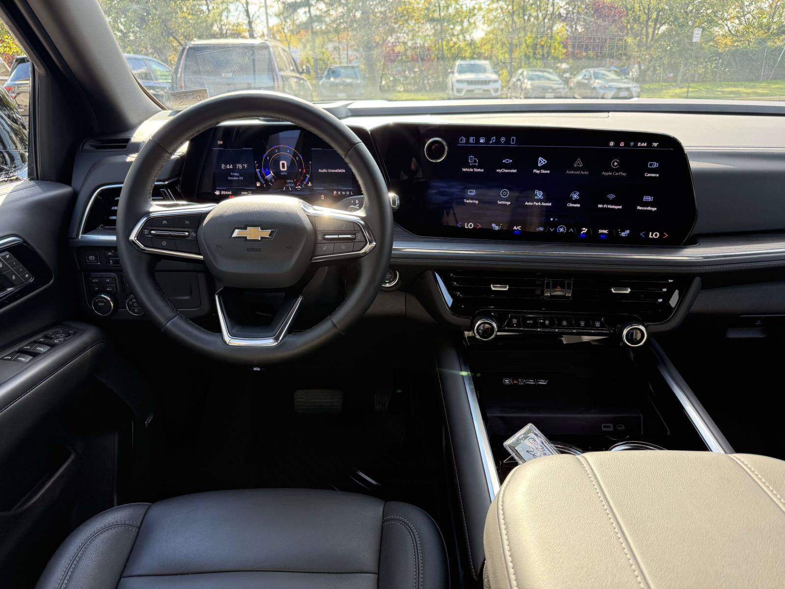 Certified 2026 Chevrolet Suburban LT w/ Comfort Package AWD/4WD image 8