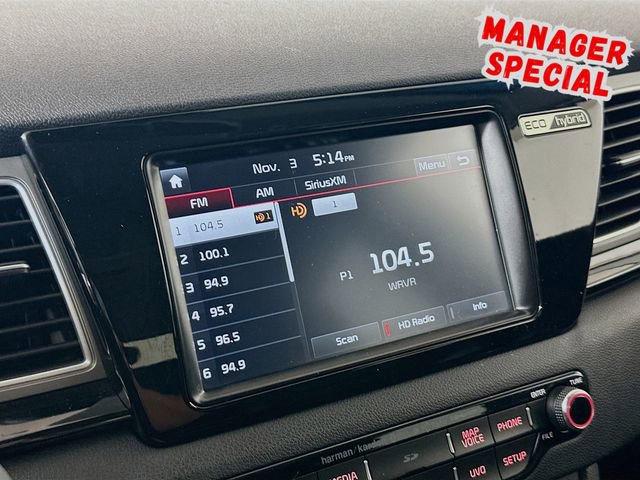 Used 2018 Kia Niro Touring image 16