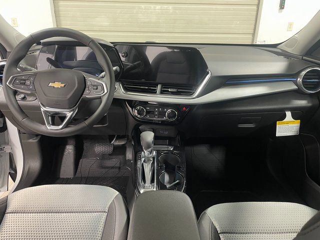 New 2026 Chevrolet Trax LT w/ Driver Confidence Package FWD image 13