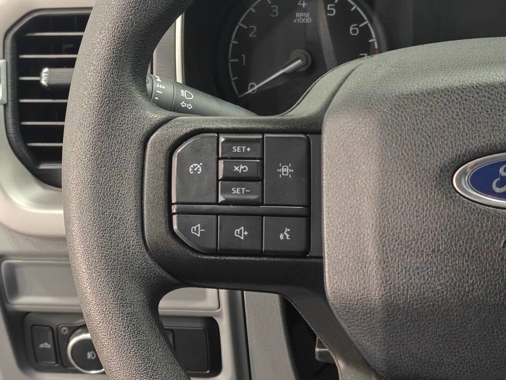 Used 2023 Ford F150 XLT image 36