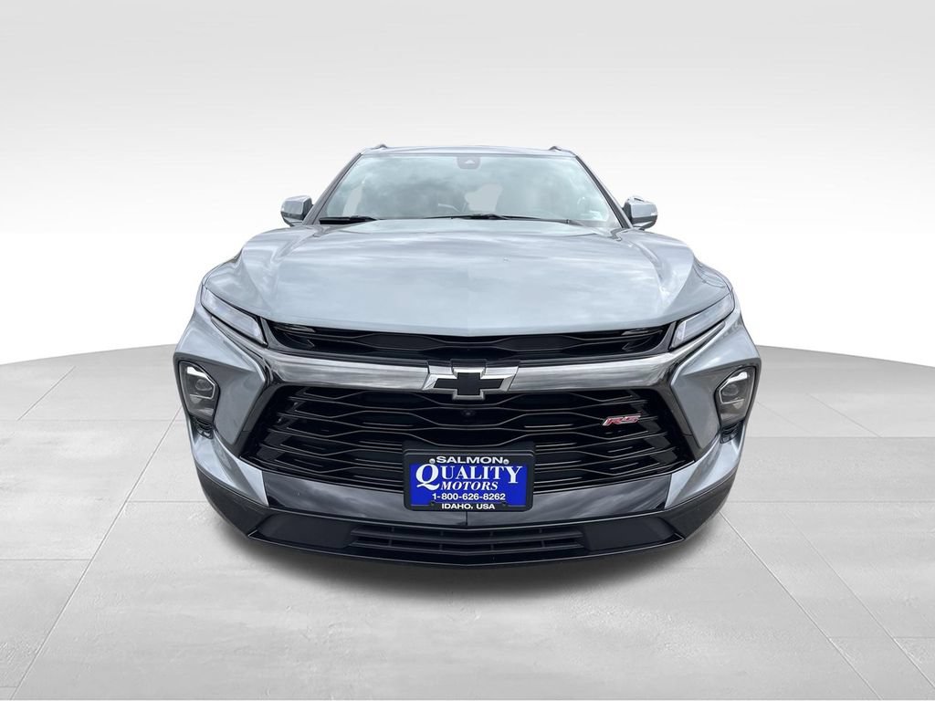 Used 2025 Chevrolet Blazer RS w/ Driver Confidence II Package AWD/4WD image 2