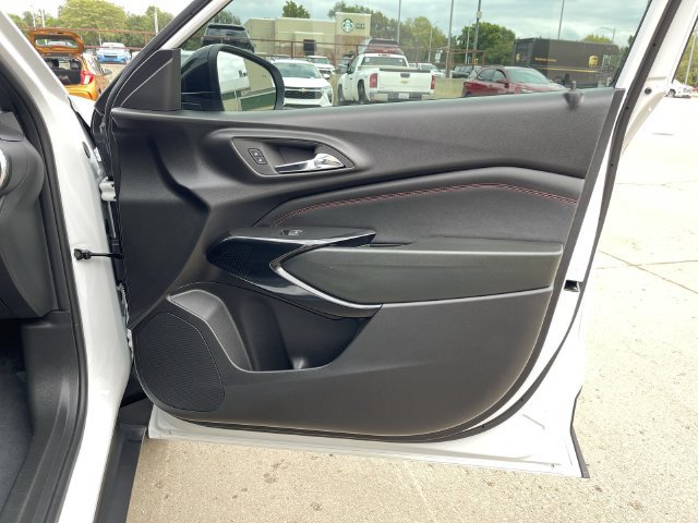 Used 2026 Chevrolet Trax RS w/ Driver Confidence Package FWD image 16