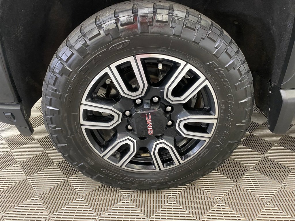Used 2022 GMC Sierra 2500 AT4 w/ AT4 Premium Plus Package image 6