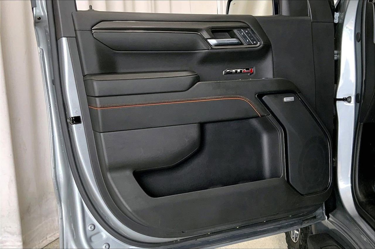 Used 2024 GMC Sierra 1500 AT4 w/ Technology Package image 25