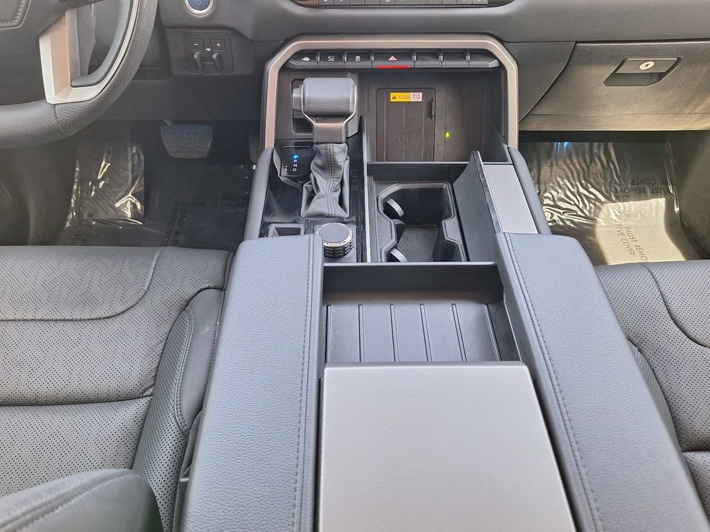 Used 2024 Toyota Sequoia Limited w/ Tow Technology Package AWD/4WD image 25