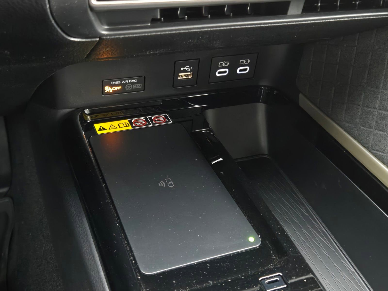 Certified 2026 Toyota Camry XLE w/ Premium Package AWD/4WD image 19