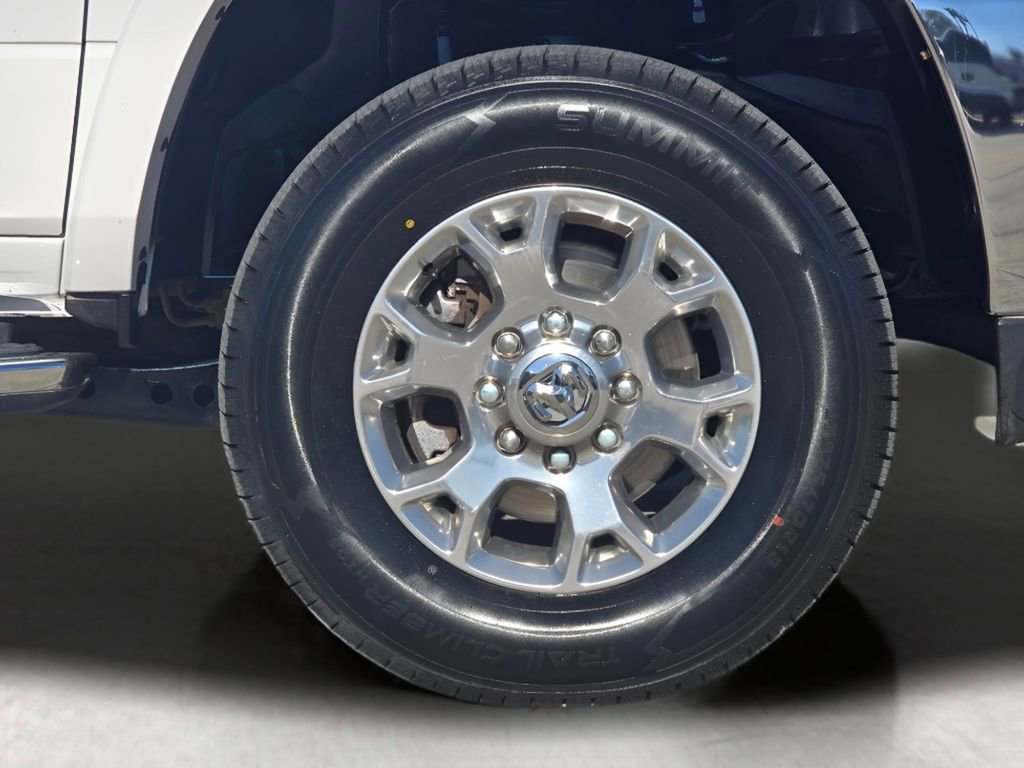 Used 2020 RAM 2500 Laramie w/ Chrome Appearance Group image 25