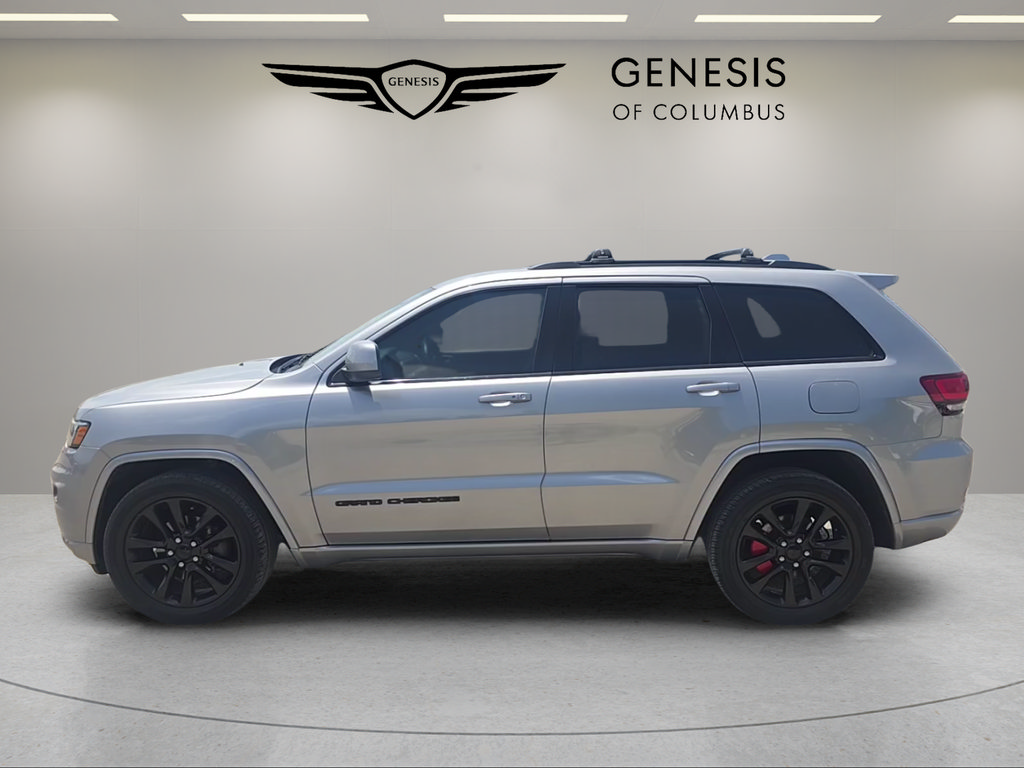 Used 2018 Jeep Grand Cherokee Altitude AWD/4WD image 2