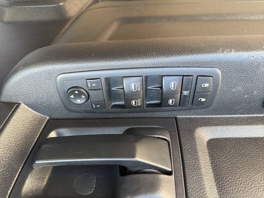 Used 2017 RAM 5500 Crew Cab Tradesman w/ Ambulance Prep Group RWD image 28