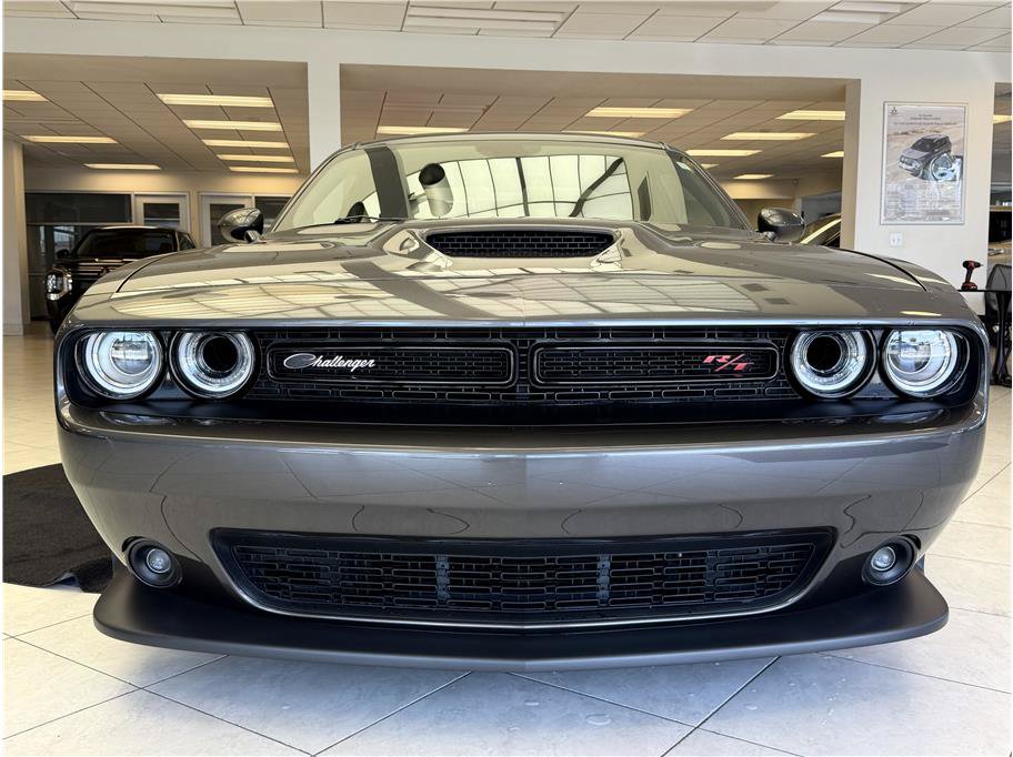 Used 2021 Dodge Challenger R/T Scat Pack RWD image 2