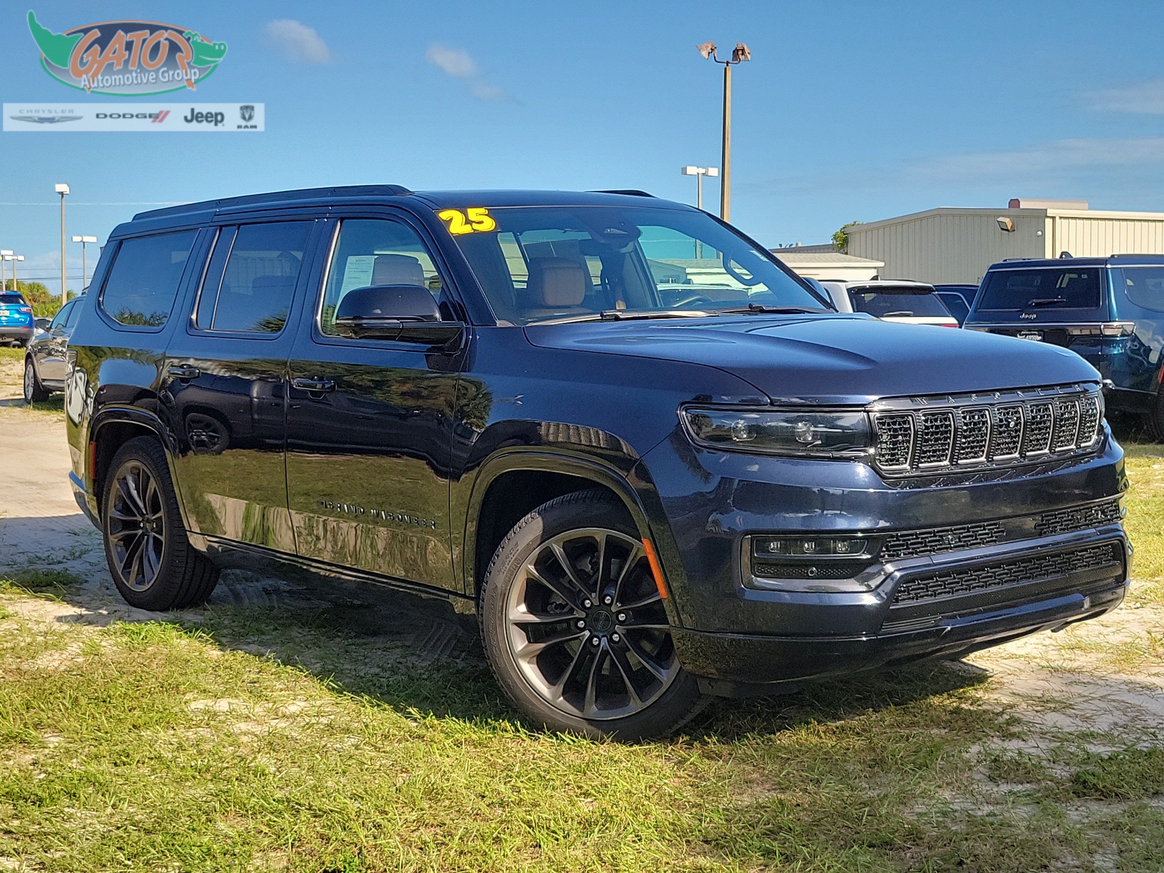 Used 2025 Jeep Grand Wagoneer Series III w/ Rear Seat Video Group 1 AWD/4WD image 1