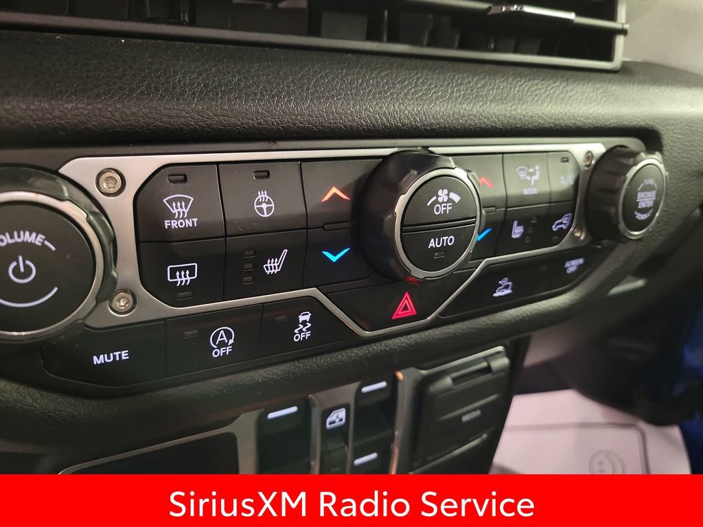 Used 2024 Jeep Gladiator Sport image 16