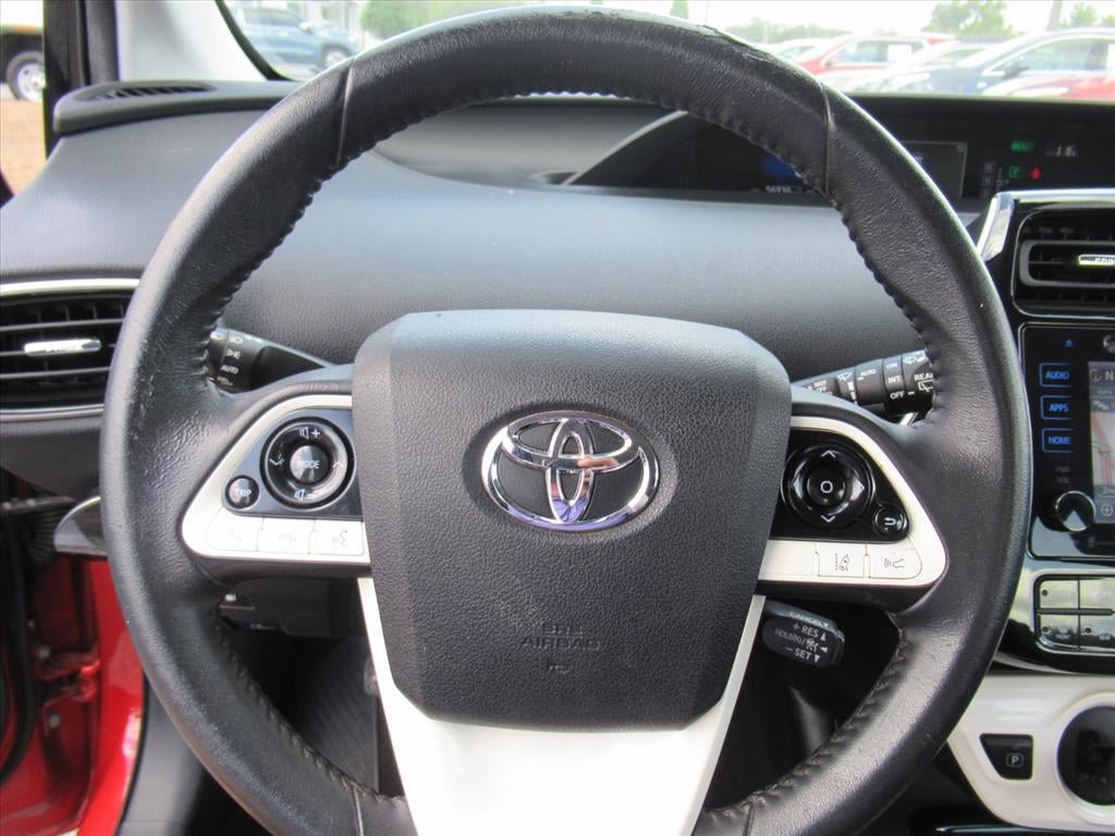 Used 2017 Toyota Prius Four w/ Advanced Technology Package FWD image 20