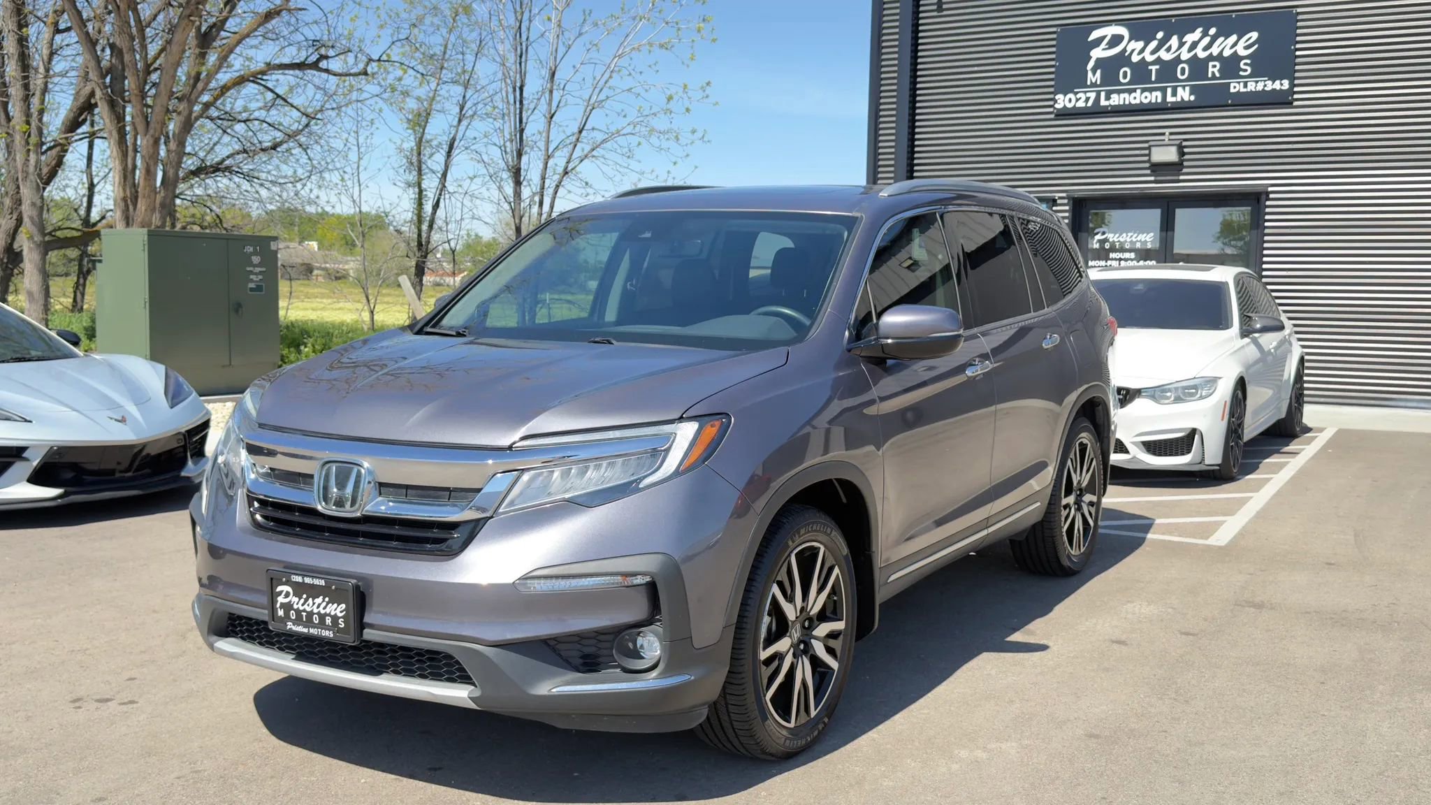 Used 2020 Honda Pilot Touring image 1