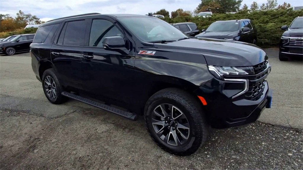 Certified 2024 Chevrolet Tahoe Z71 w/ Luxury Package image 2