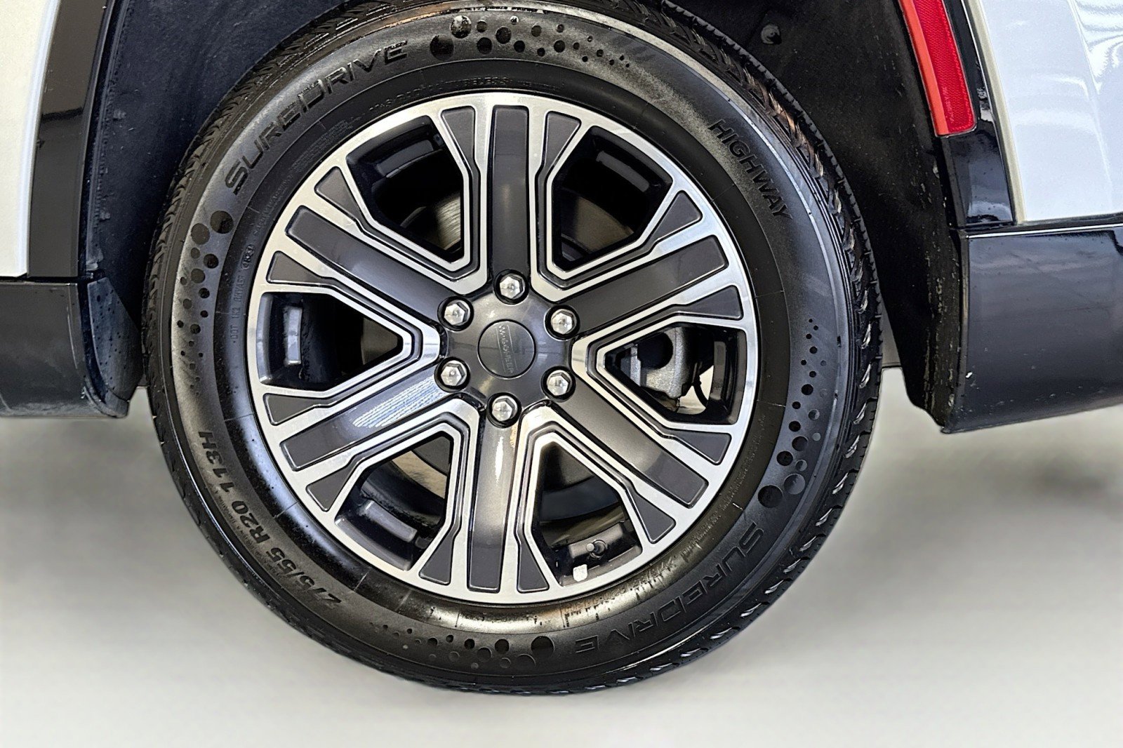 Used 2023 Jeep Wagoneer Series II image 30