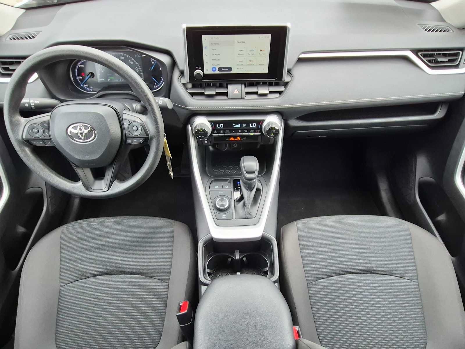 Used 2025 Toyota RAV4 LE AWD/4WD image 15
