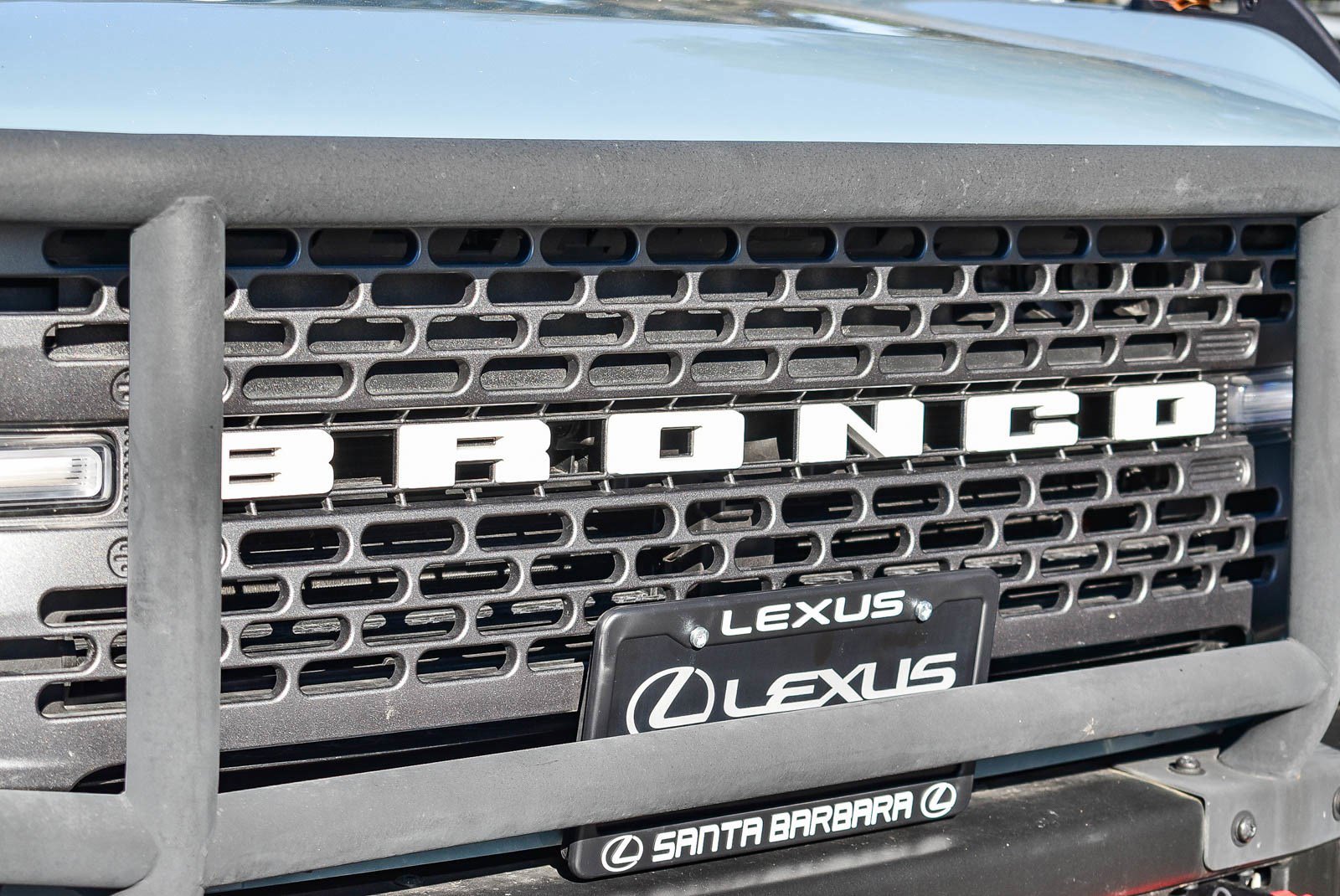 Used 2022 Ford Bronco Badlands image 9