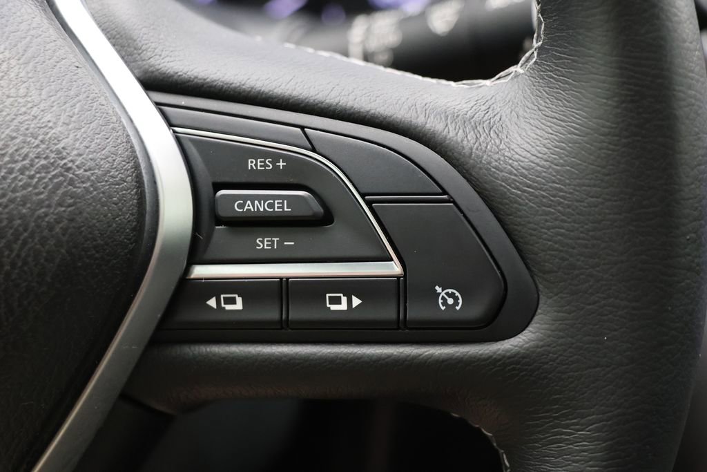 Used 2018 INFINITI Q50 Luxe AWD/4WD image 21
