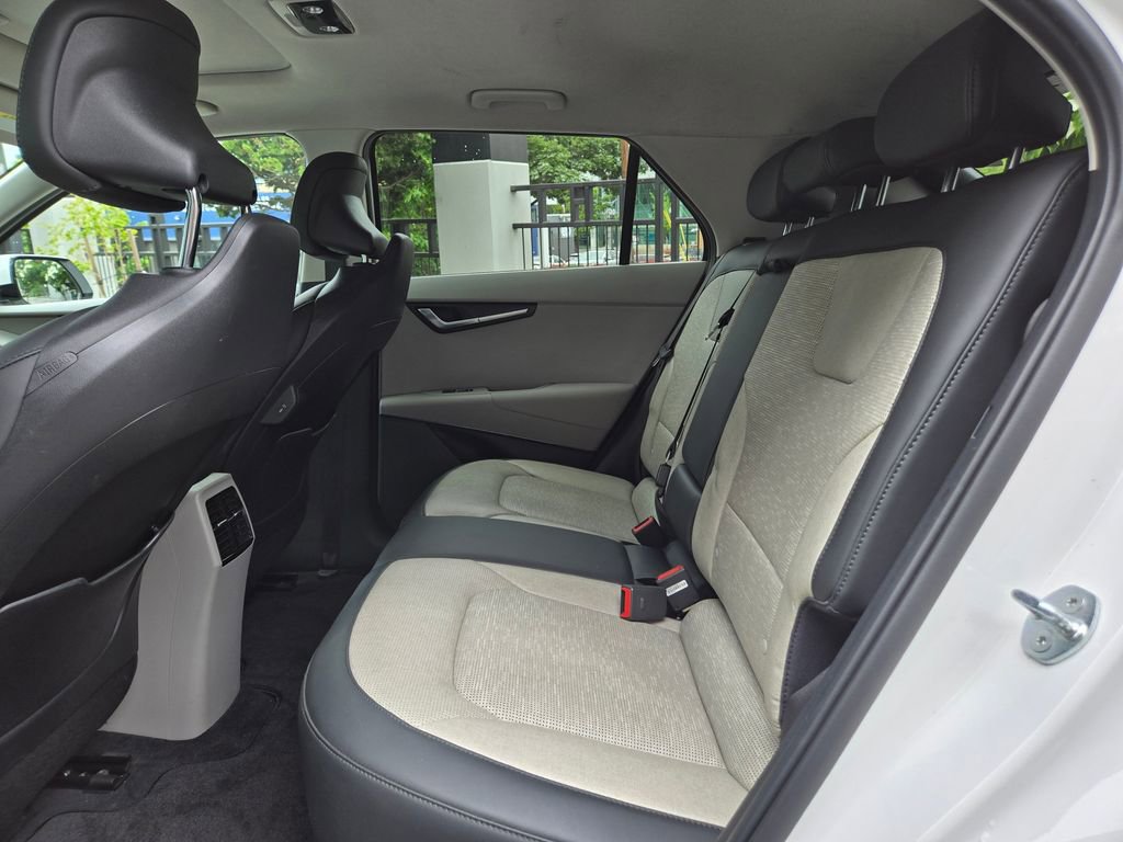 Certified 2024 Kia Niro Wave w/ Wave Preserve Package FWD image 19