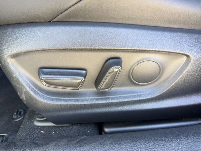 Used 2025 Toyota Corolla XSE image 28