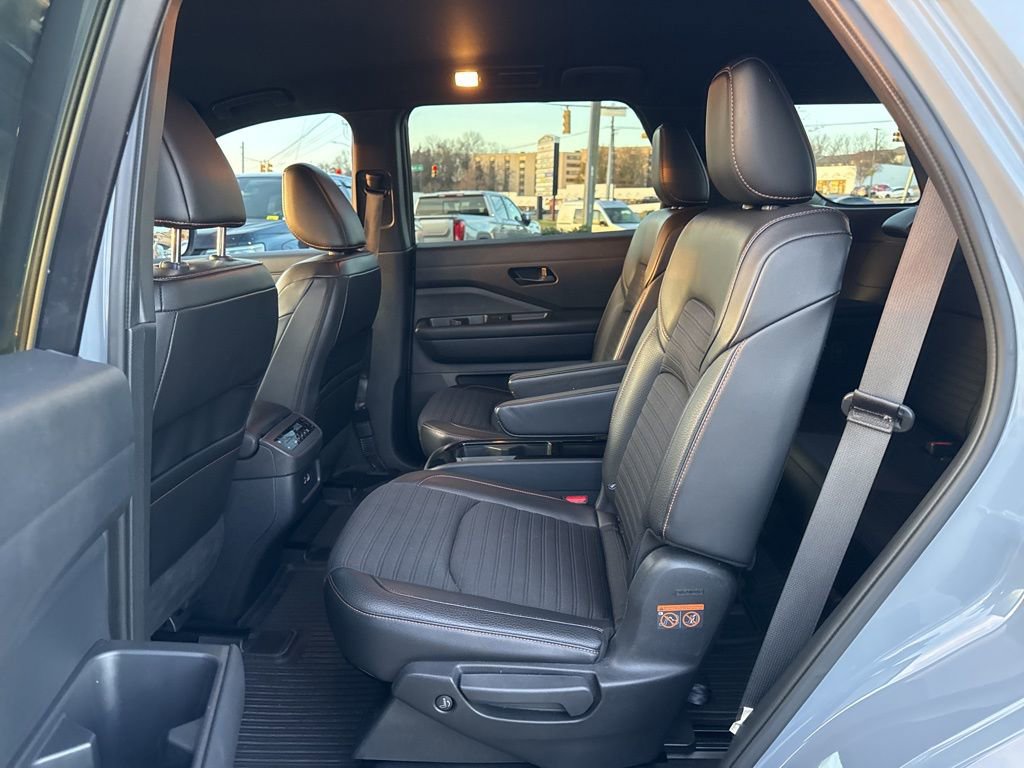 Used 2023 Nissan Pathfinder Rock Creek image 27