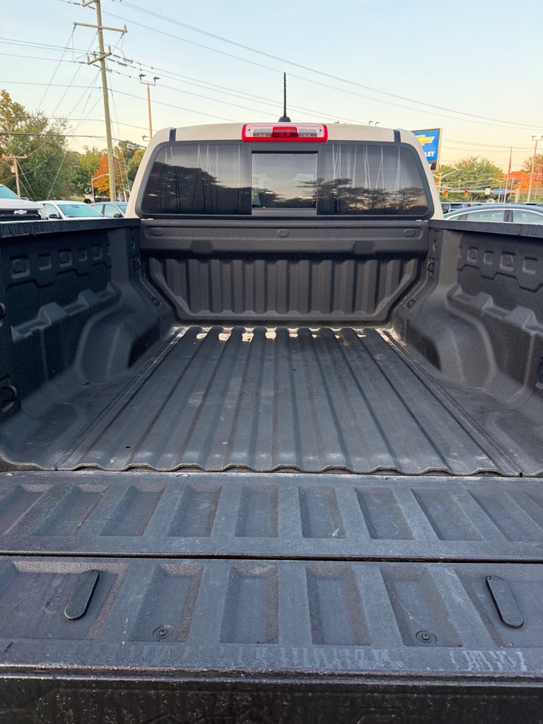 Used 2026 GMC Canyon AT4 AWD/4WD image 11