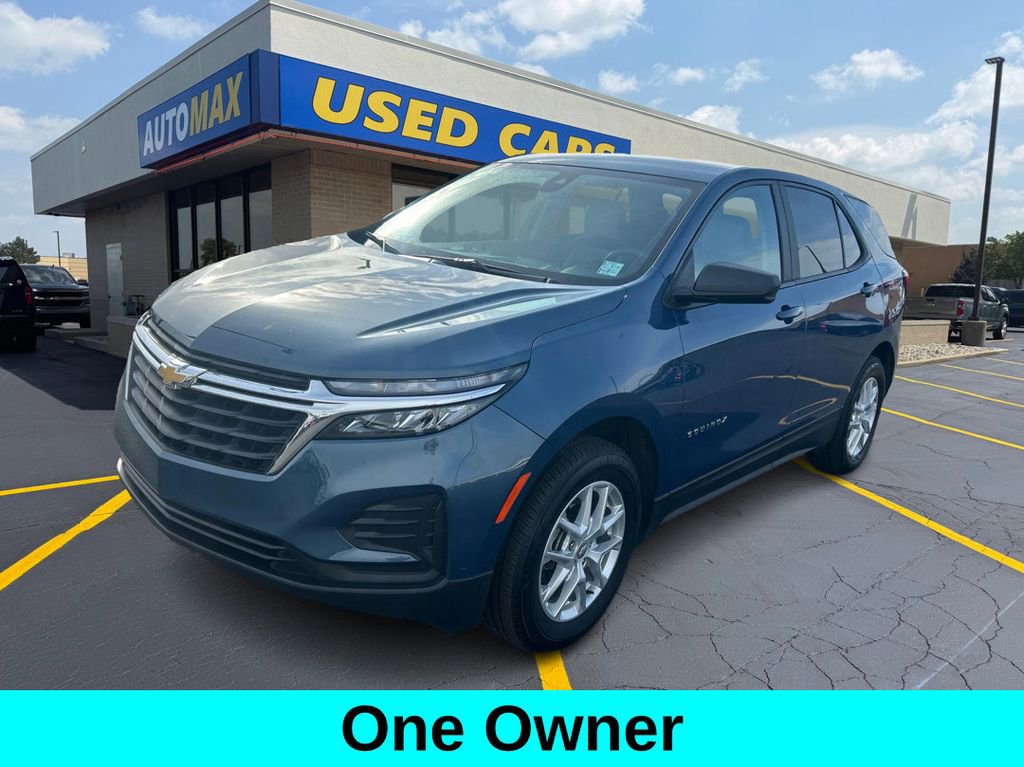 Used 2024 Chevrolet Equinox LS w/ LS Convenience Package AWD/4WD image 1