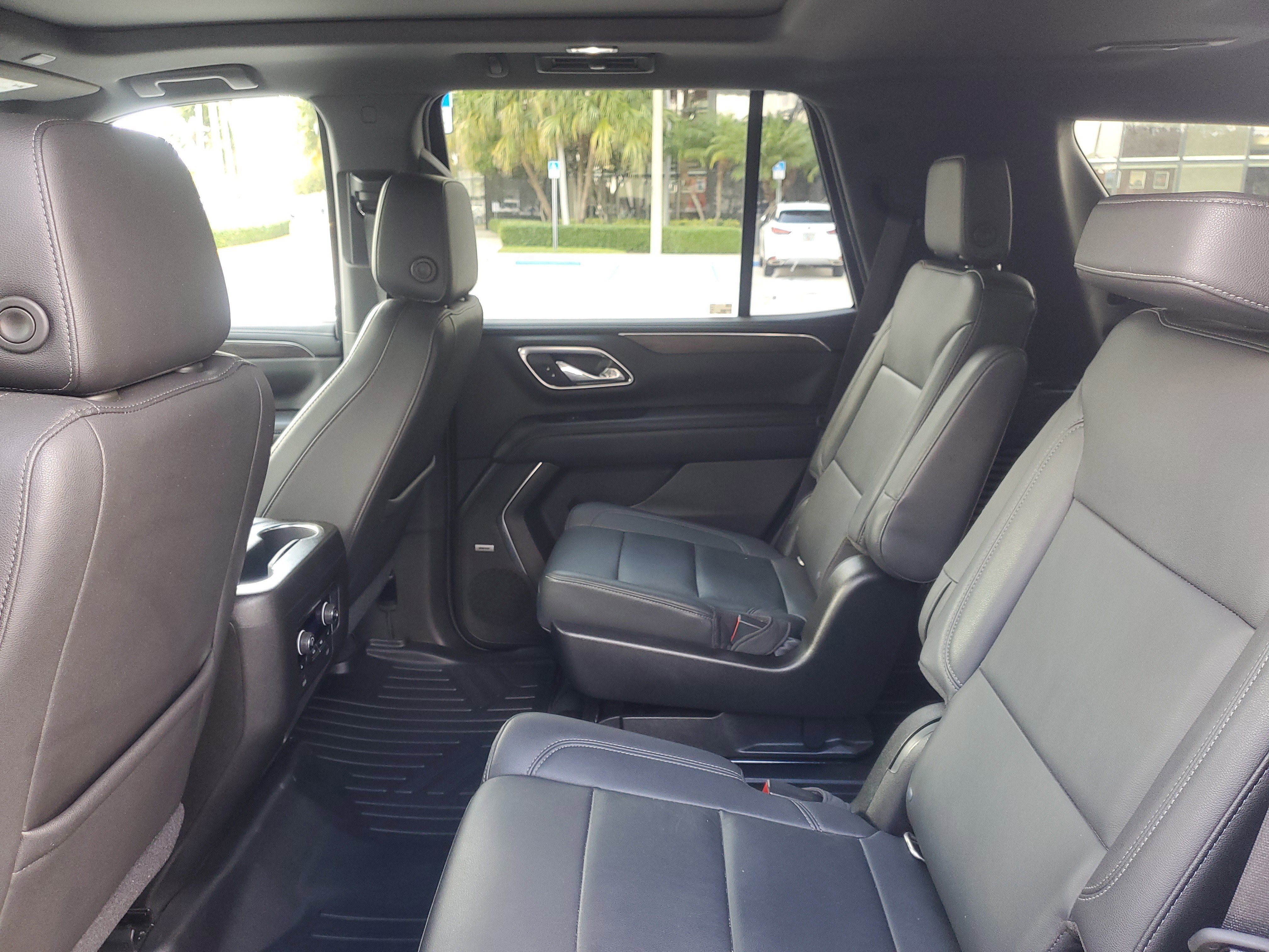 Used 2021 Chevrolet Tahoe LT w/ LT Signature Package image 15