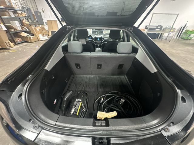 Used 2017 Chevrolet Volt LT w/ Comfort Package FWD image 26