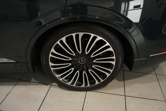 Used 2025 Lincoln Aviator Black Label AWD/4WD image 14