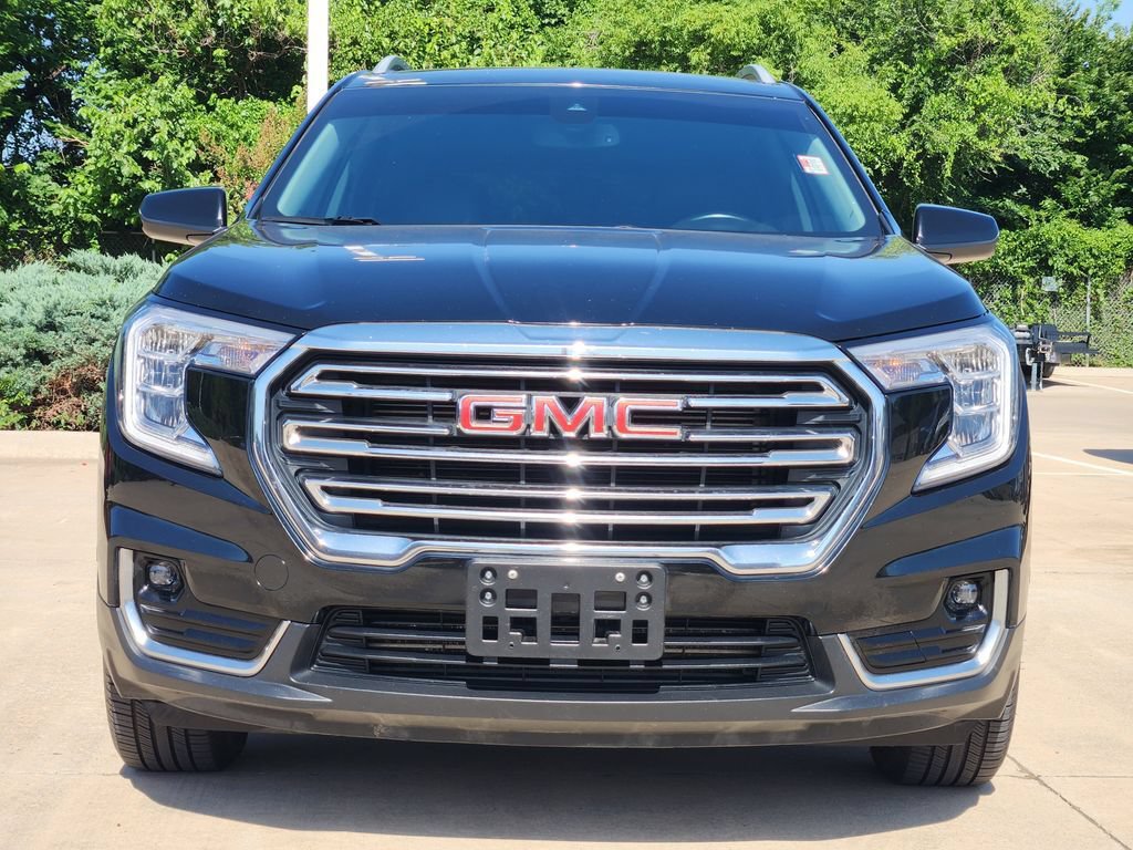 Used 2023 GMC Terrain SLT AWD/4WD image 2