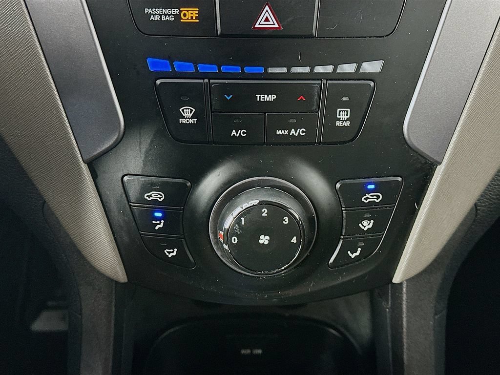 Used 2013 Hyundai Santa Fe Sport w/ Popular Equipment Pkg FWD image 18