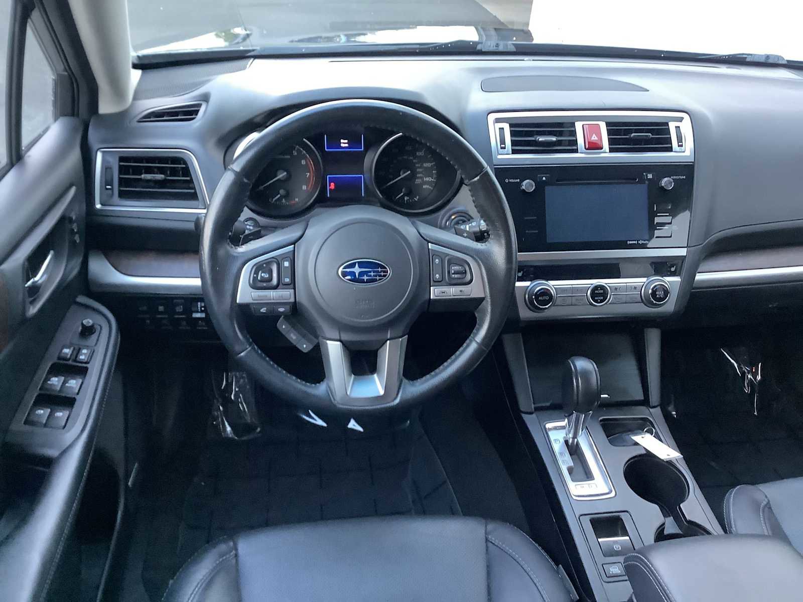 Used 2017 Subaru Outback 2.5i Limited AWD/4WD image 10