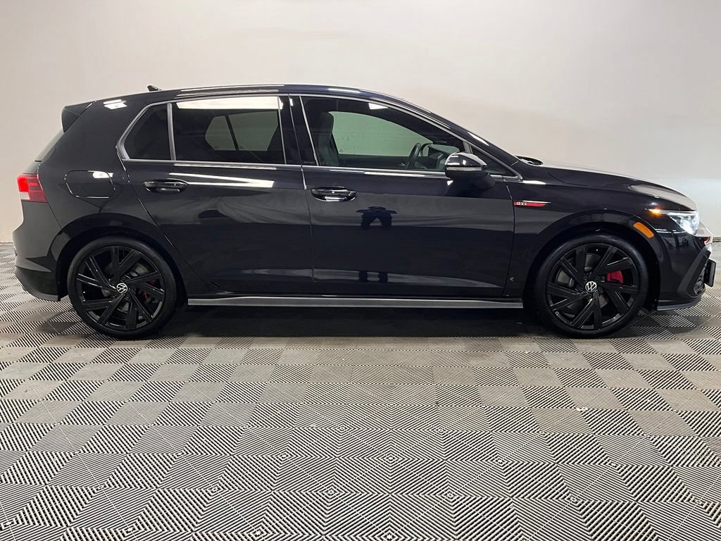 Used 2022 Volkswagen GTI SE FWD image 4