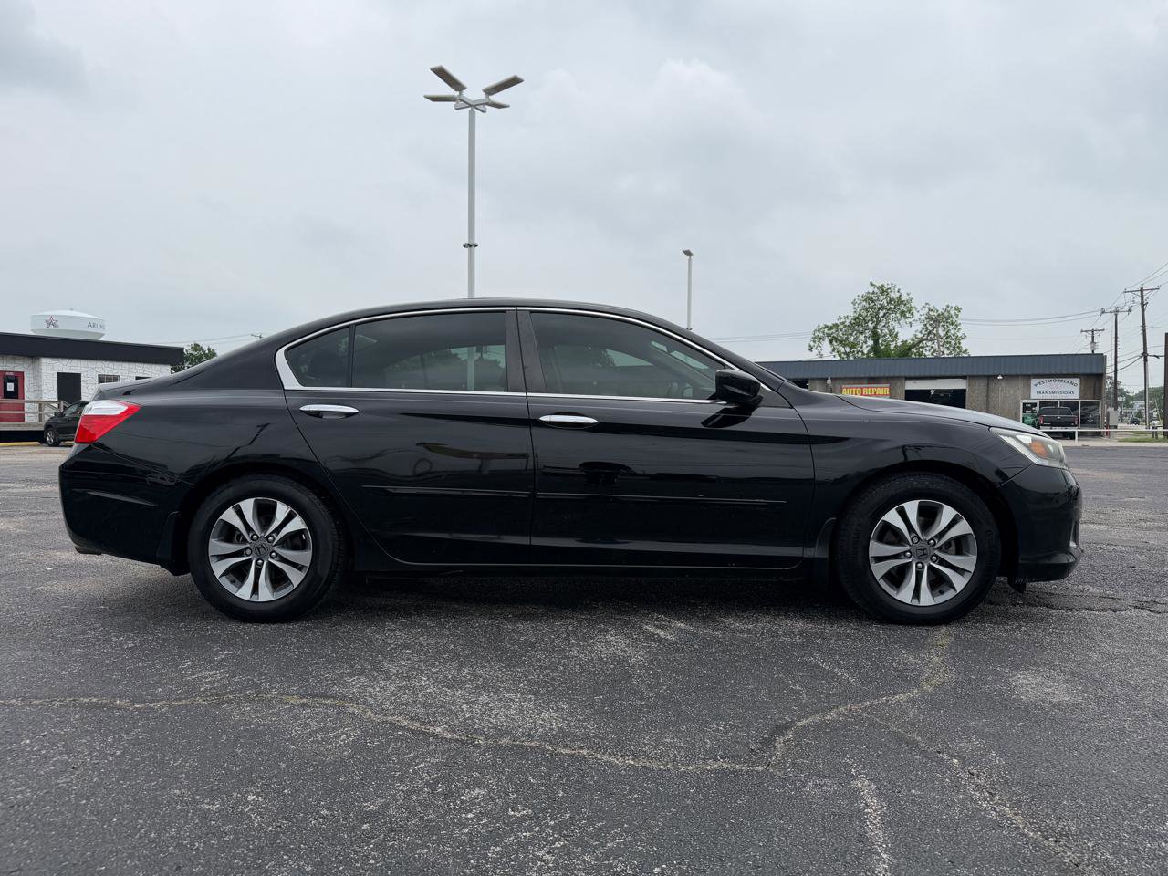 Used 2014 Honda Accord LX image 4
