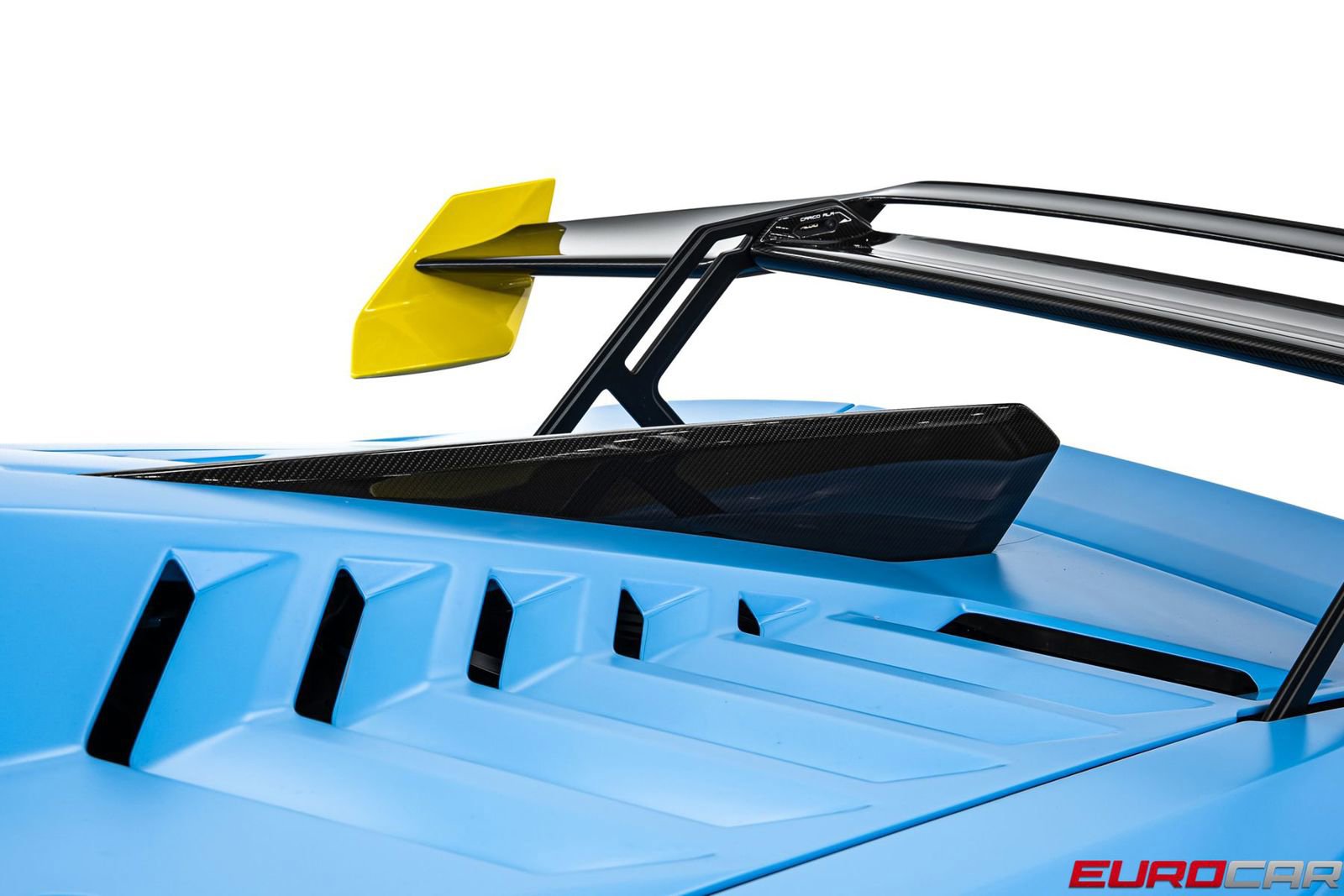 Used 2022 Lamborghini Huracan STO image 18